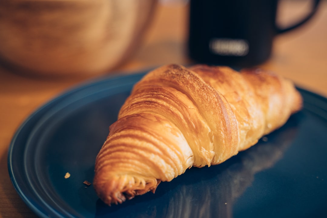 バルミューダのトースターで焼いたクロワッサン