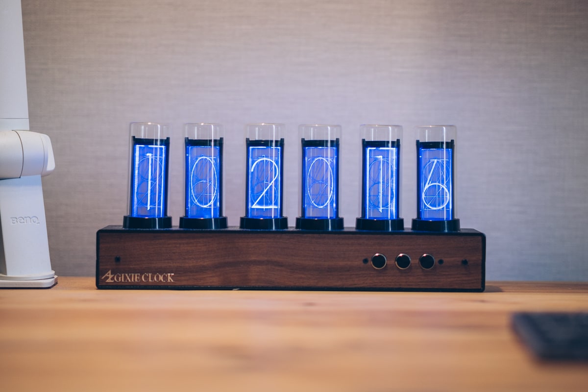 Gixie Clock（ニキシー管風LED時計）