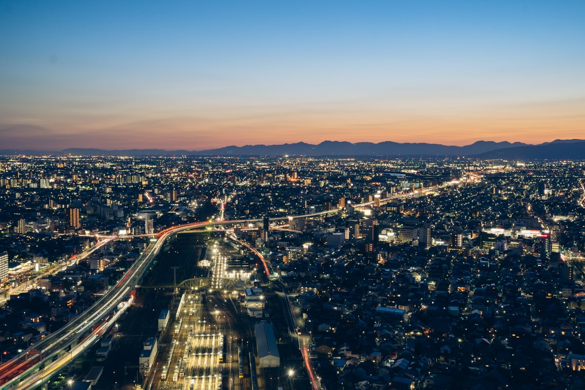 名古屋プリンスホテル西側の客室から眺める夕景