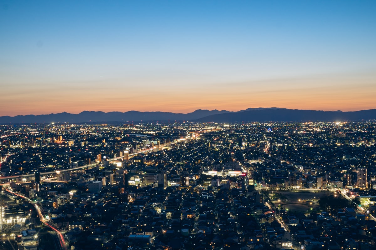 名古屋プリンスホテル西側の客室から眺める夕景