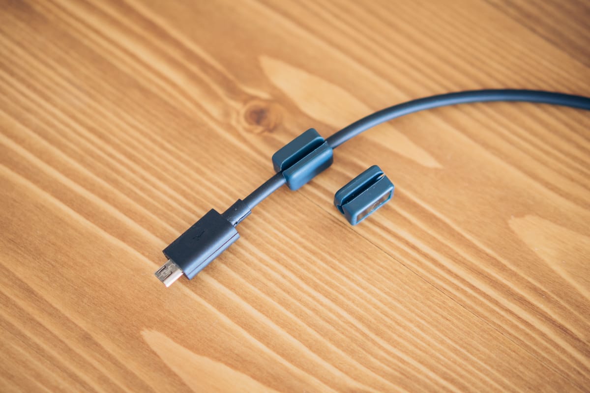 マグネット・ケーブルクリップ Anker Magnetic Cable Holderのの付属品詳細